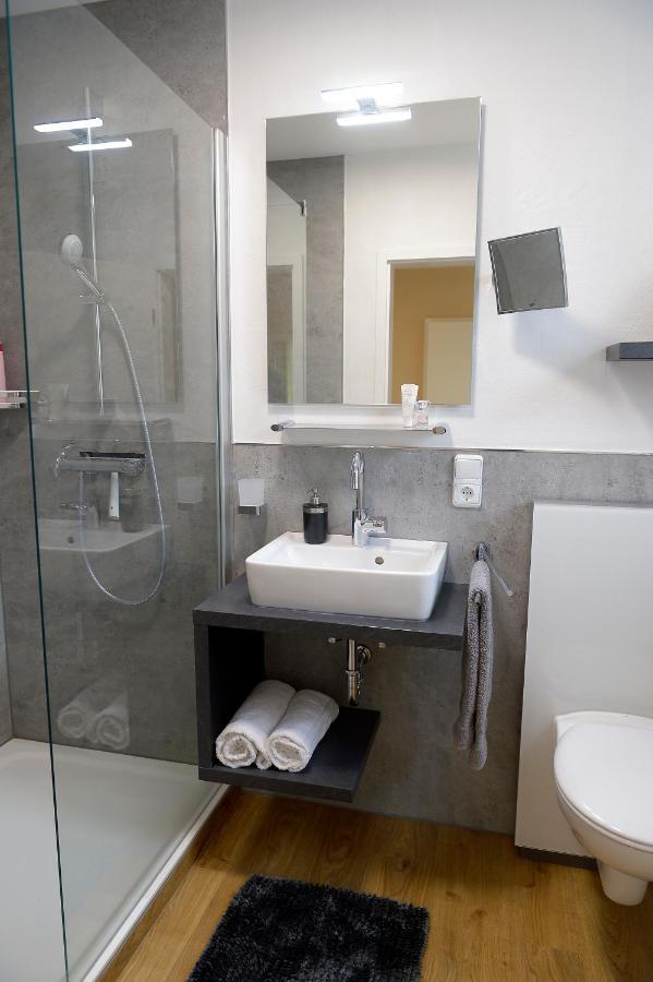Wagner 4 Sterne Appartement Neef
